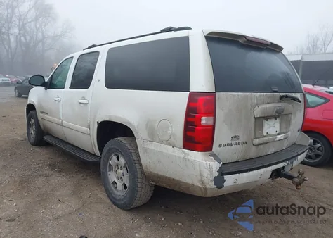 2008 Chevrolet Suburban 1500 Lt z USA, uszkodzony, nr VIN 1GNFK16328J165833